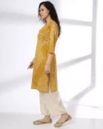 Women Printed Straight Kurta - Image 4